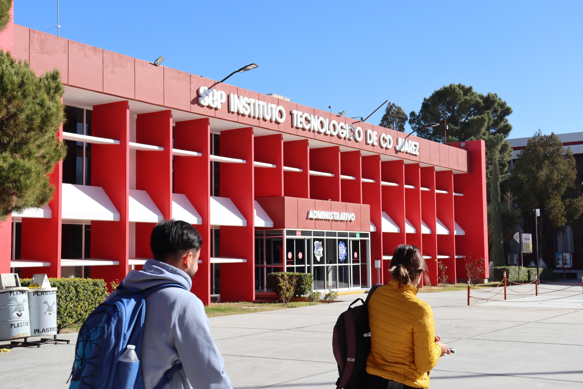 Dirigente sindical intenta extorsionar a directiva del Tec de Juárez