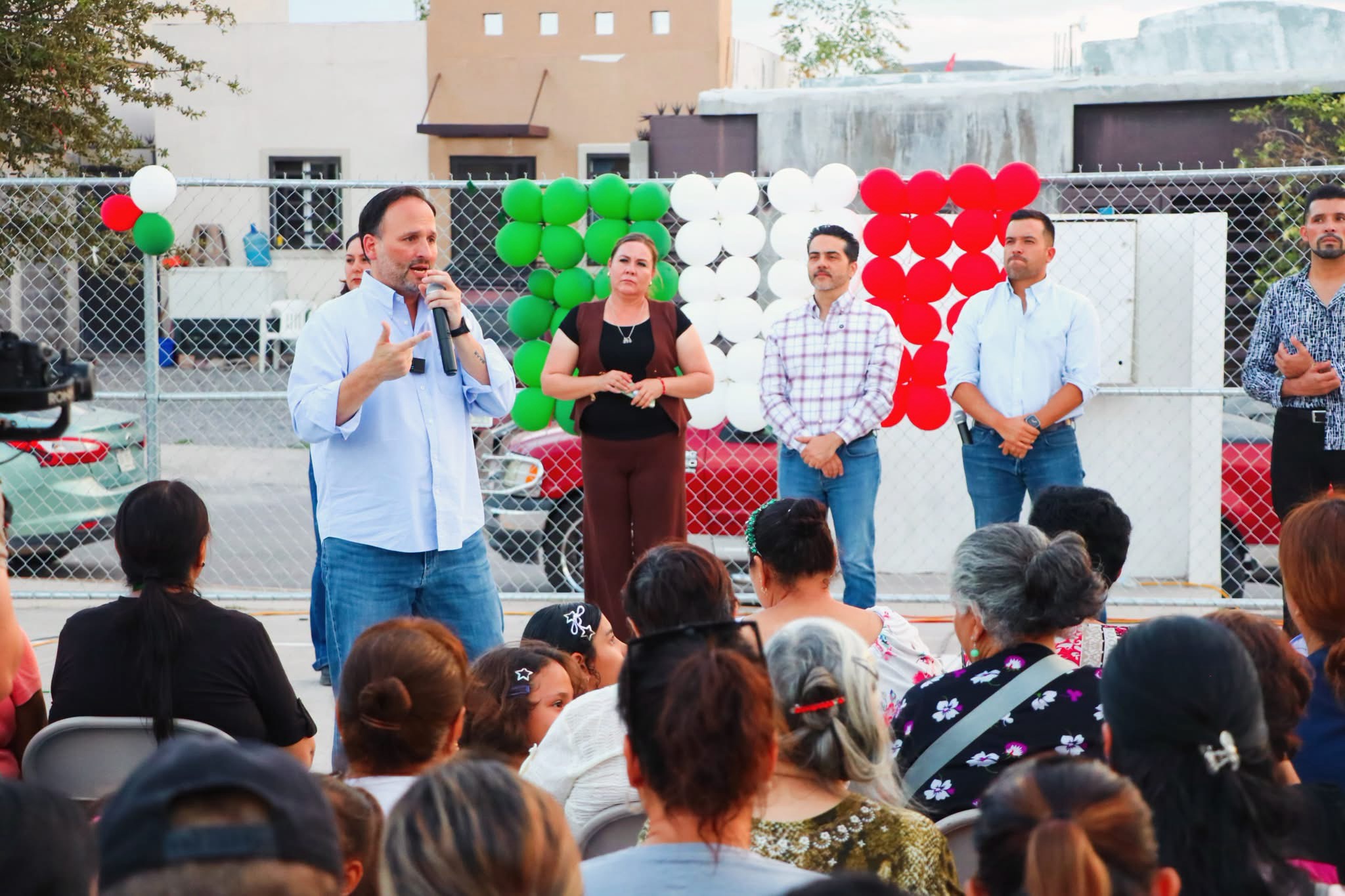 Presionan para apoyo en eventos de Santiago de la Peña